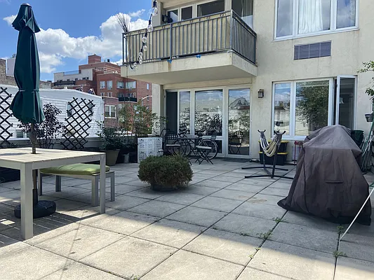 Rented by Compass | media 1