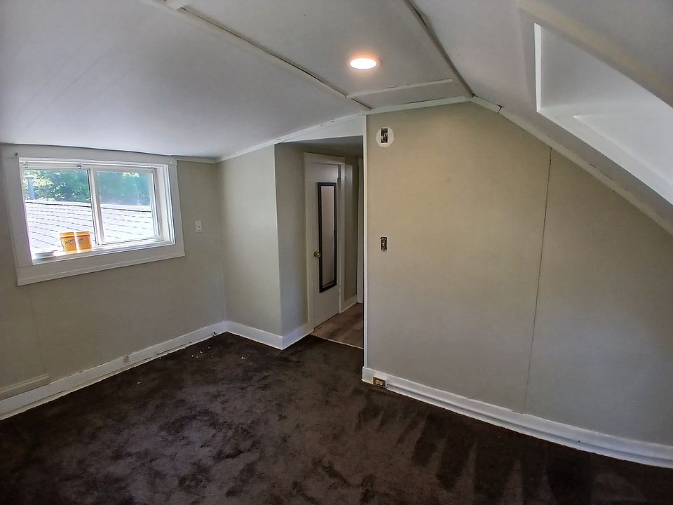 1st image of 1310 E Broadway St APT 3