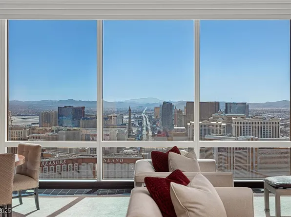 2000 N Fashion Show Dr Unit 6109, Las Vegas, NV 89109