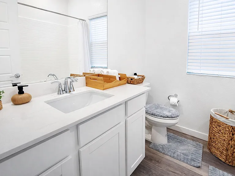 4226 Rosalyn Ridge St — Photo 50