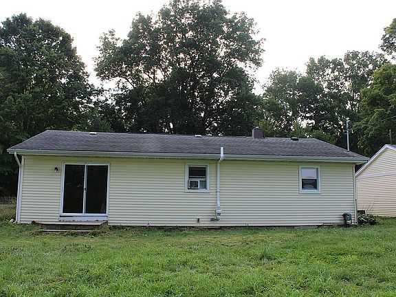 4th image of 13481 S 34th St
