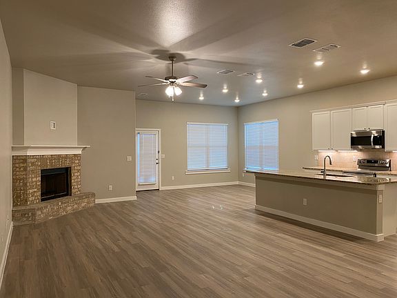 4th image of 13711 Avenue Q