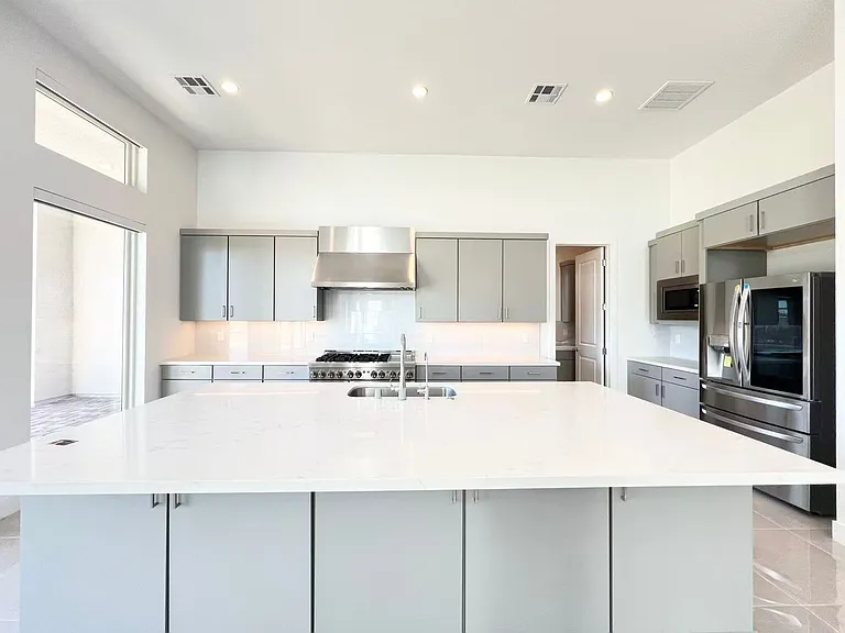 10743 Patina Hills Ct — Photo 6