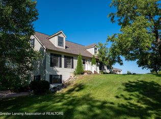 12500 Earl Rd, Stockbridge, MI 49285