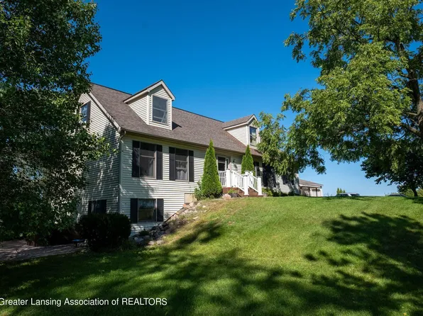12500 Earl Rd, Stockbridge, MI 49285