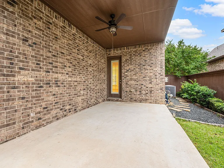1208 Prescott St — Photo 17