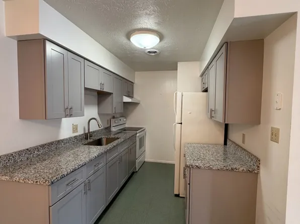 325 Cherrydale Ave, Front Royal, VA