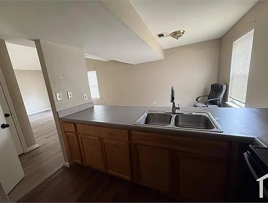 5716 Mersington Ave #1 — Photo 3