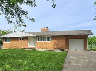 102 Juniper St, Excelsior Springs, MO 64024