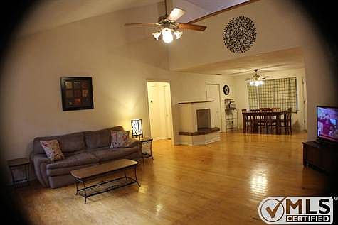 3rd image of 3988 Louvinia Dr