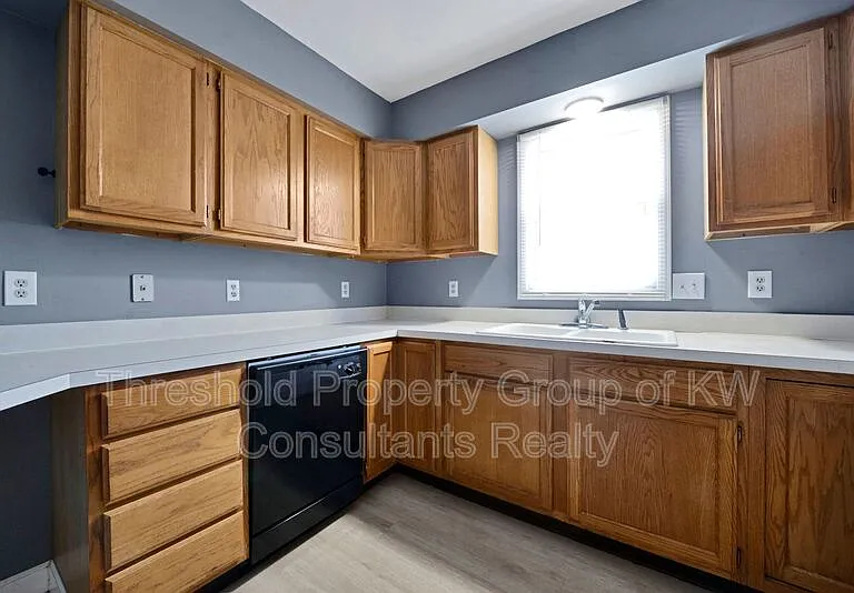 5809-5811 Pepperwood Ct #5809 — Photo 7