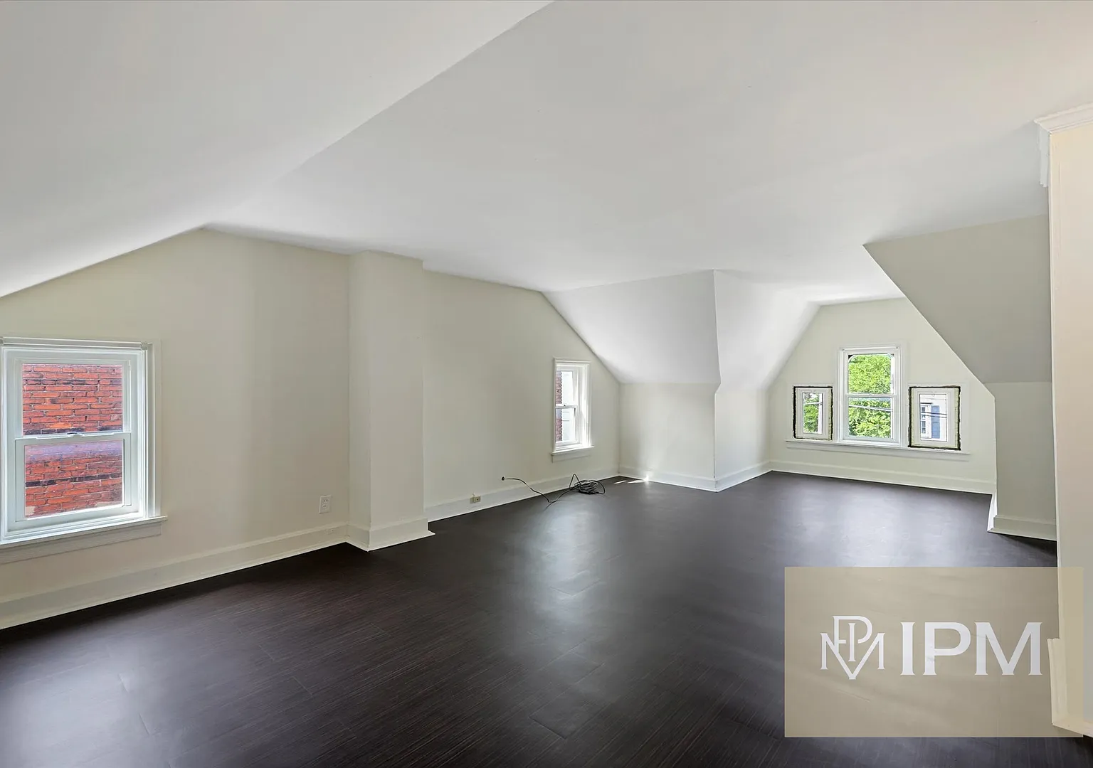 Coming Soon! Beautiful 5 Bedroom, 1.5 Bath Home in Allison Hill, Harrisburg, Pa! — Photo 3