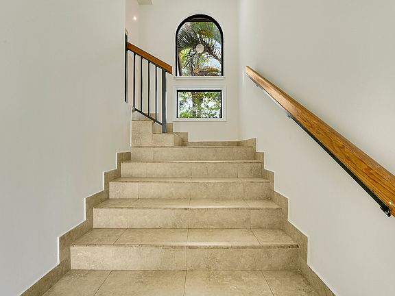 4th image of 7902 Seville Place #1604