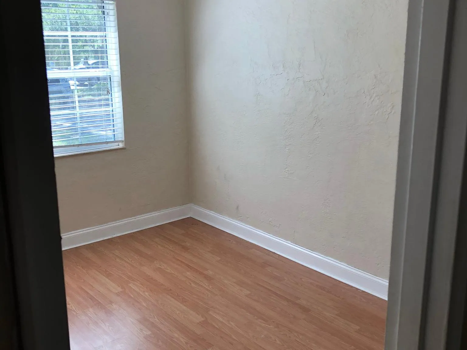 3 bed, 1282 sqft, $1,950 — Photo 2