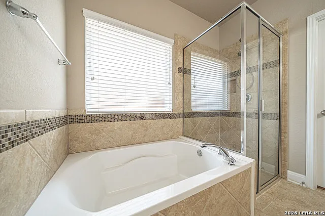 12911 Brewster Ml — Photo 26