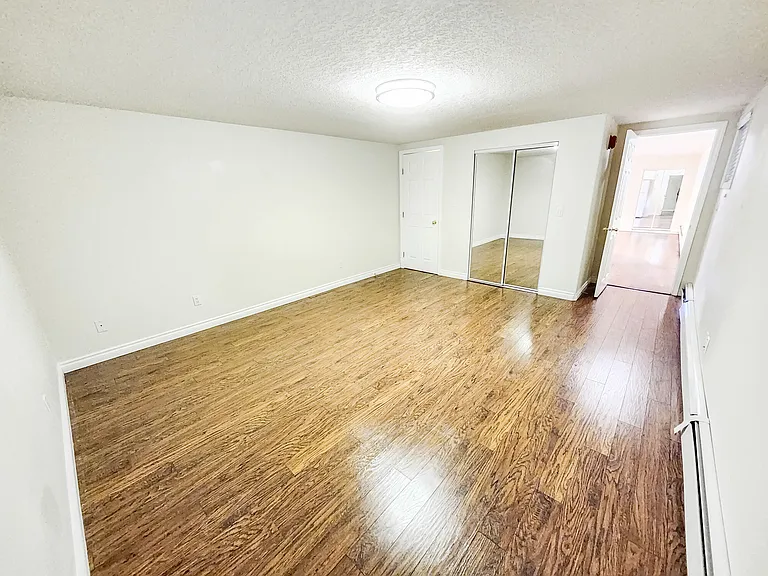 2424 14th St SW — Photo 10