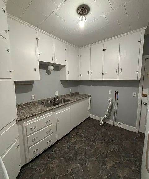211 Hill St #201 — Photo 15