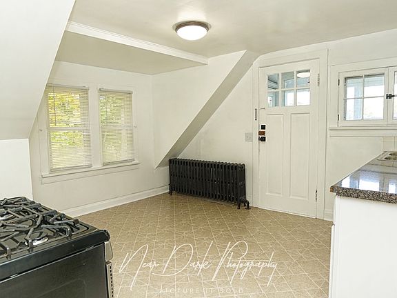 5th image of 10174 W Ford Ave #2