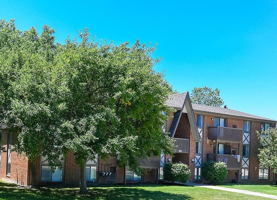 Meadowbrook Village Apartment Rentals Auburn Hills, MI Zillow