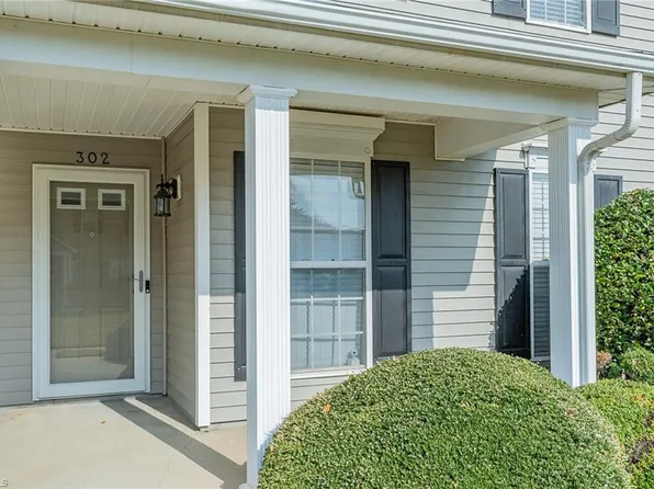302 Geoffrey Way, Kernersville, NC 27284