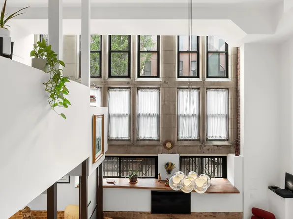 248 East 31st Street 1D image 1 of 13