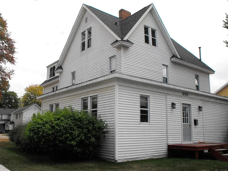 501 S University Ave #38