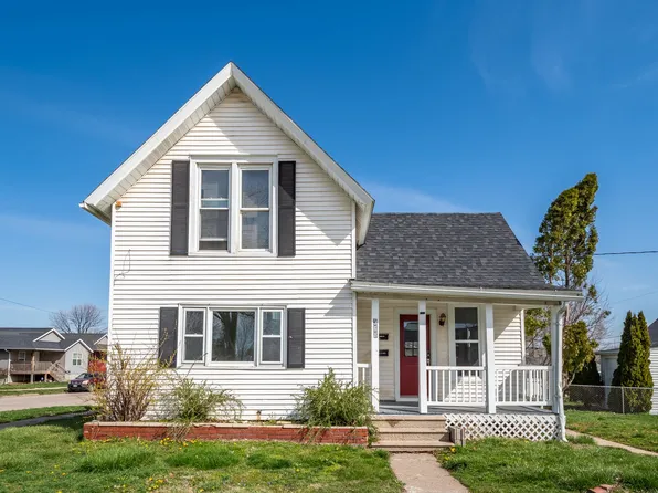 360 14th Ave SW #2, Cedar Rapids, IA 52404