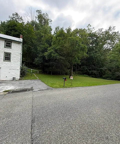 443 Dreibelbis Station Rd #443 — Photo 41