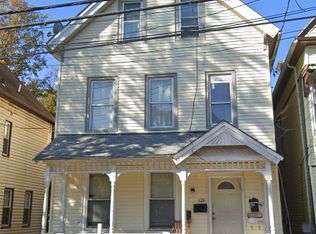 128 Plymouth St #2, New Haven, CT 06519