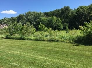 2372 N 4060th Rd, Sheridan, IL 60551