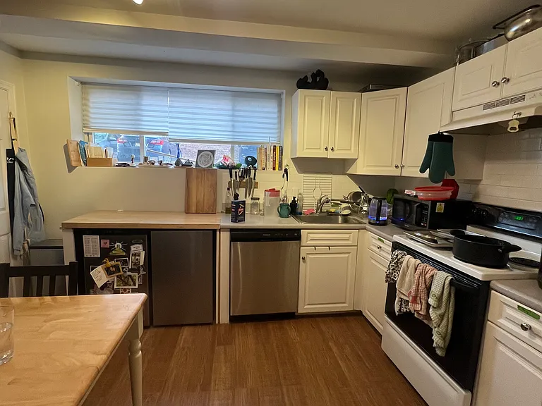 135 Inman St #3 — Photo 1
