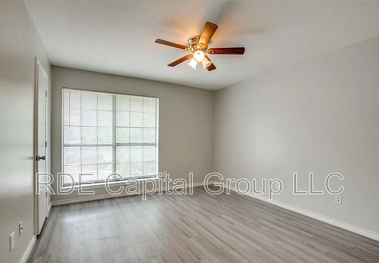 1935 Cranford Dr #104 — Photo 24
