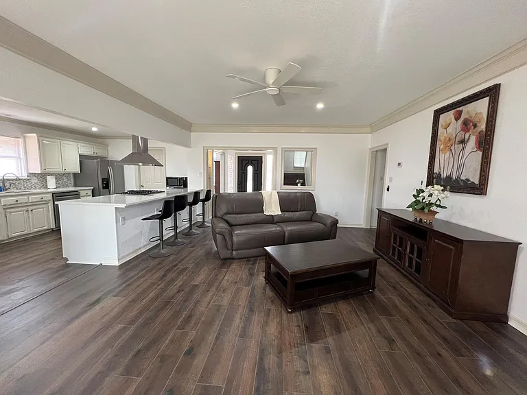1428 Cat Mountain Trl — Photo 19