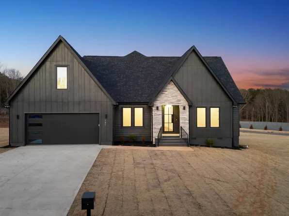 741 New South Ct, Wellford, SC 29385