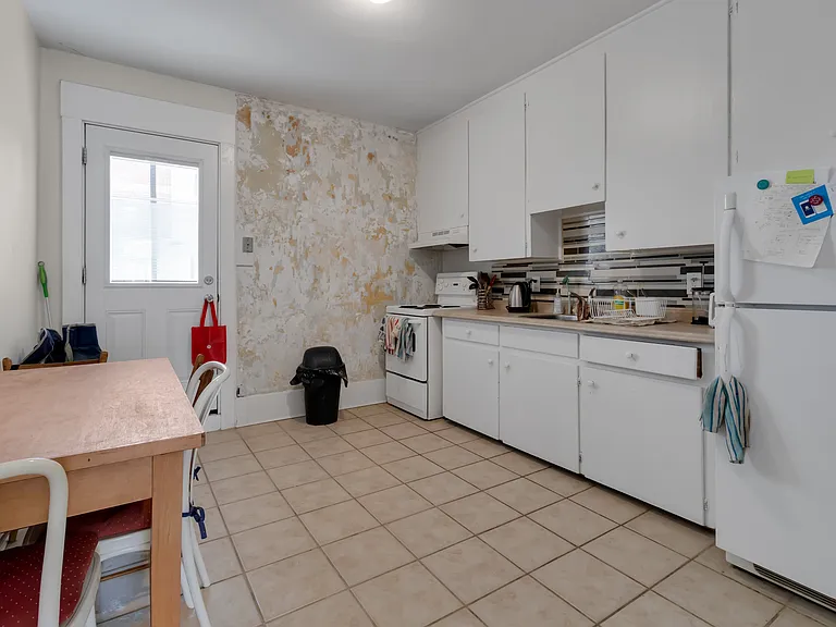 75 Rideau St #2 — Photo 8