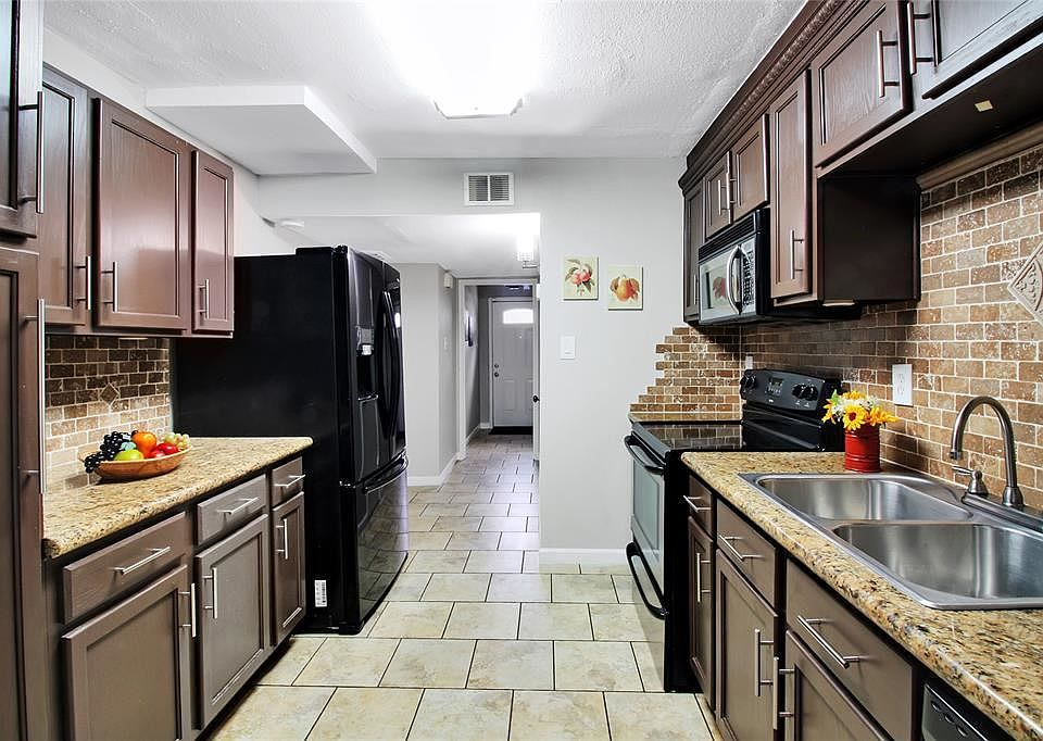 1st image of 9303 Hammerly Blvd Unit 307
