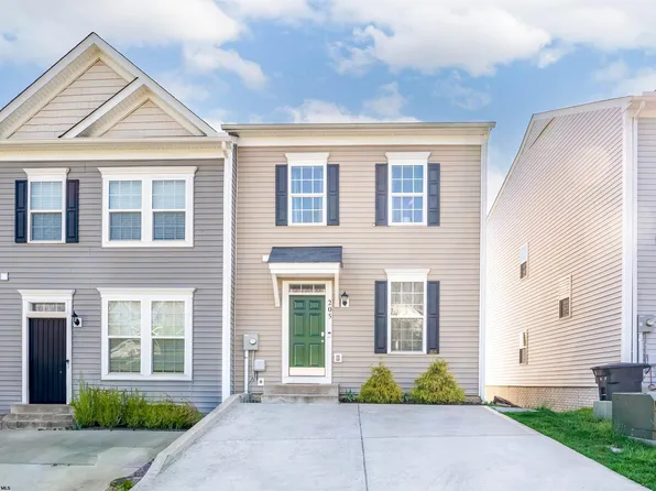 205 Falling Leaf Ln, Morgantown, WV 26501