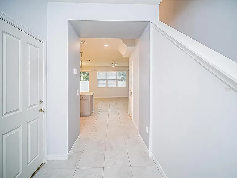 5124 Crown Haven Dr — Photo 4