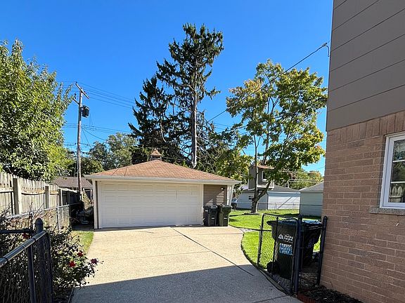 2nd image of 11423 Delvin Dr