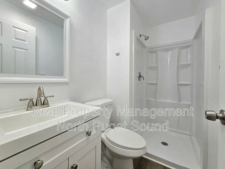 4505 100th St NE #B10 — Photo 11