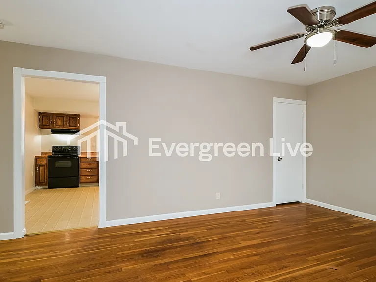 1436 Oliveto Ln — Photo 4
