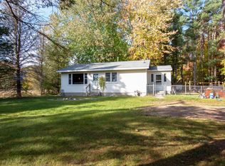 1060 W Tyler Rd, Muskegon, MI 49445