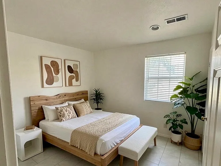 W Canyon View Dr — Photo 4
