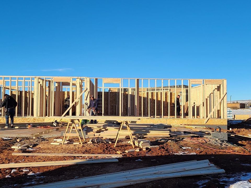 1st image of 4521 Bobolink Ln #103B