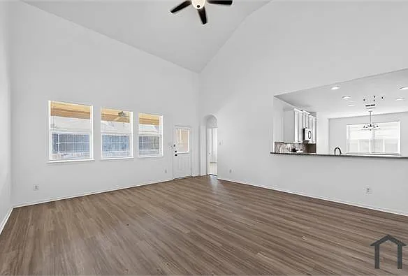 1009 Youkum Ct — Photo 11