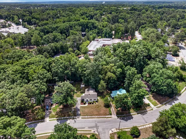 500 N King Charles Rd, Raleigh, NC 27610