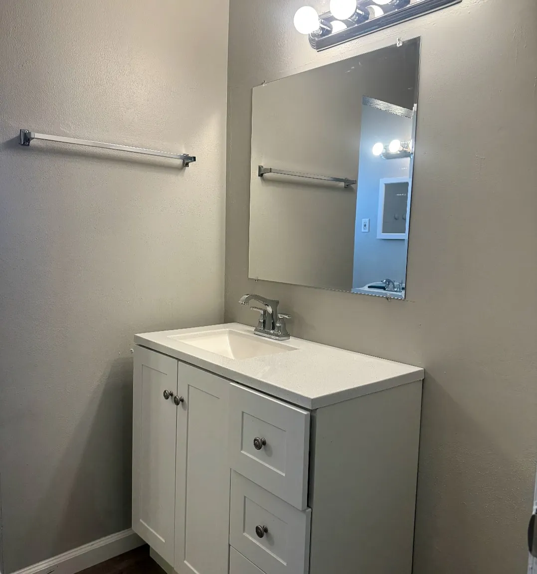 4 bed, 1124 sqft, $1,500 — Photo 3