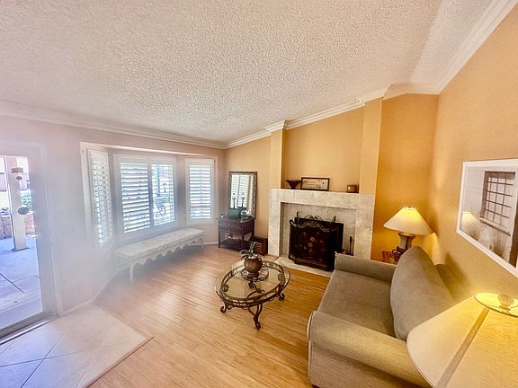 3rd image of 39564 Long Ridge Dr