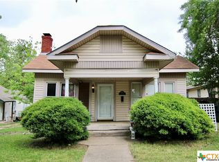 909 N 7th St, Temple, TX 76501