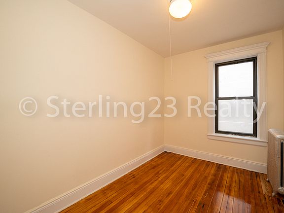 3rd image of 3106 38th St APT 25